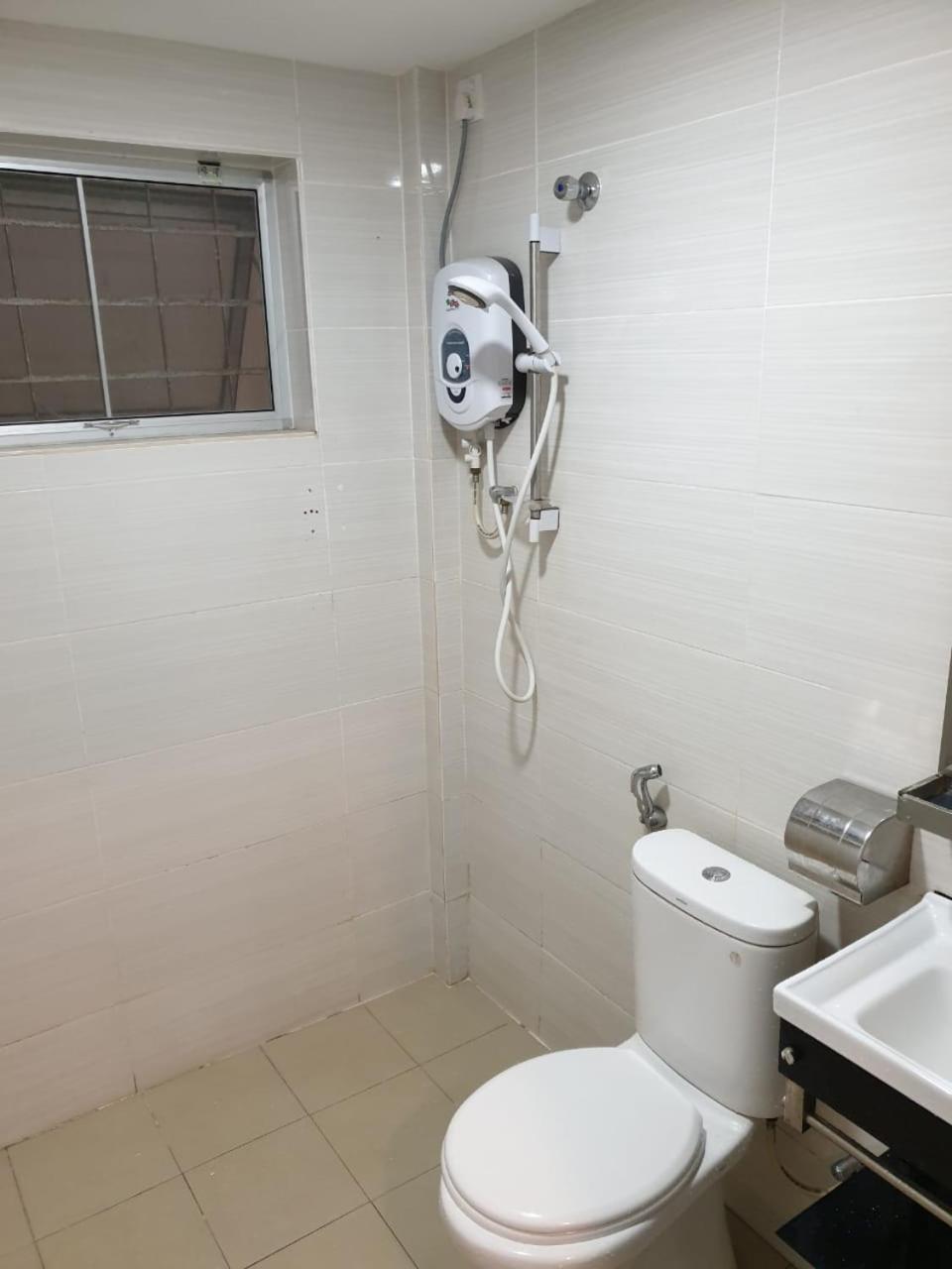 Angsoka Hotel Teluk Intan Εξωτερικό φωτογραφία