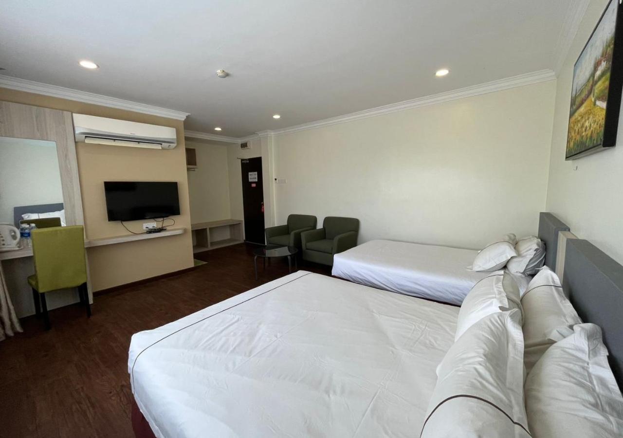 Angsoka Hotel Teluk Intan Εξωτερικό φωτογραφία