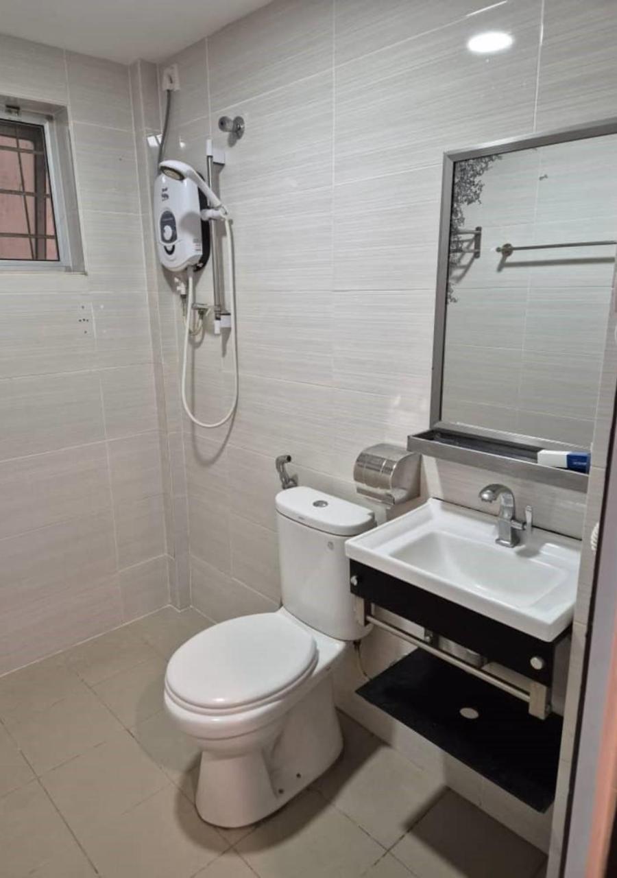Angsoka Hotel Teluk Intan Εξωτερικό φωτογραφία
