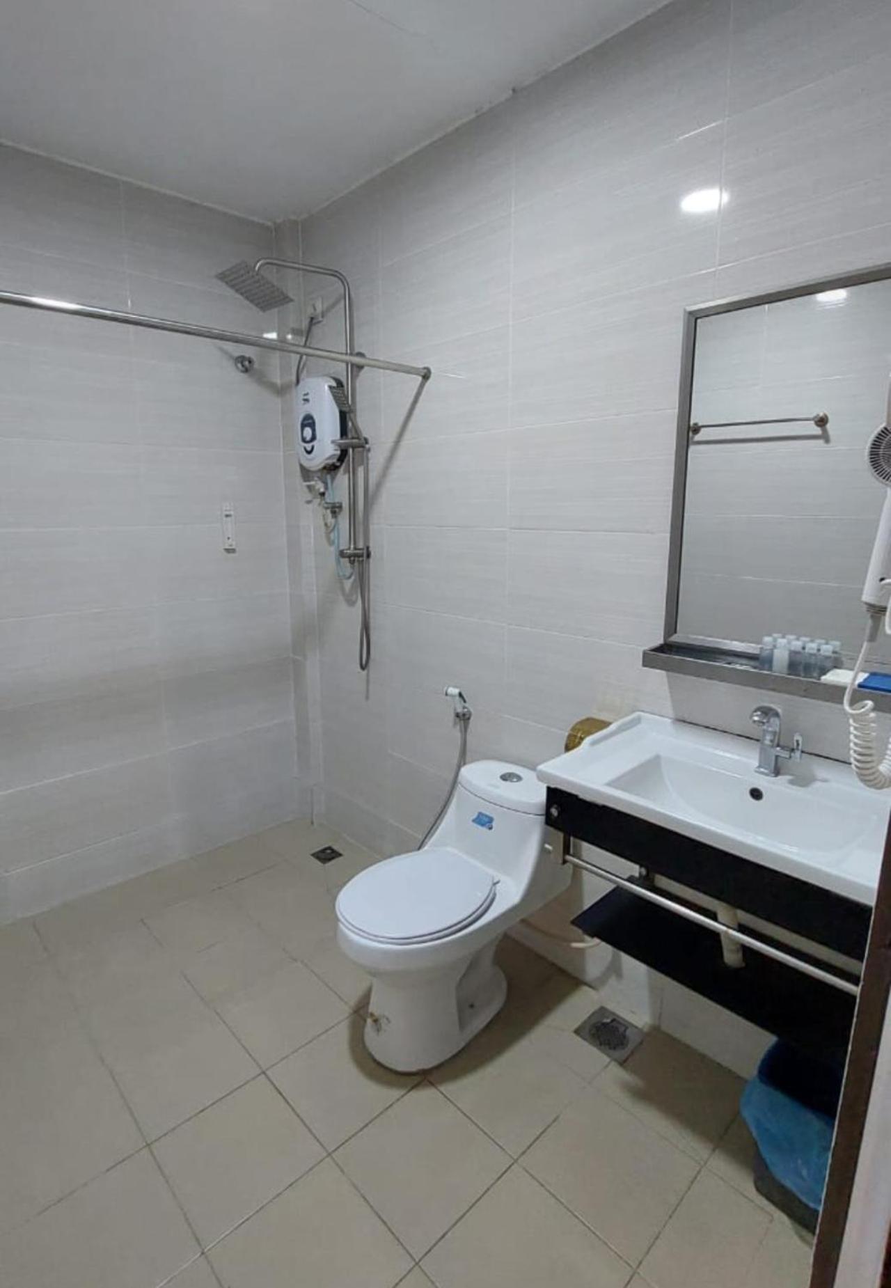 Angsoka Hotel Teluk Intan Εξωτερικό φωτογραφία